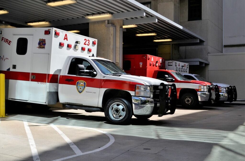 EMT / Saving Lives: The Exciting World Of EMTs TL;DR…