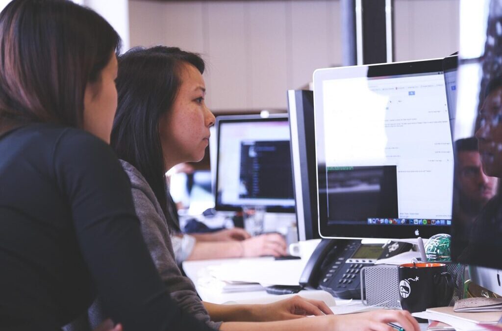 Marketing Specialist | Want To Make People Want Things? Become…