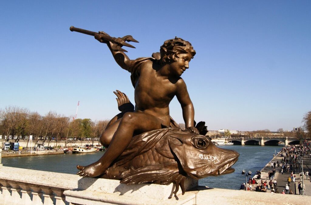 Triton / Dive Into The Deep Blue Sea: Meet Triton,…