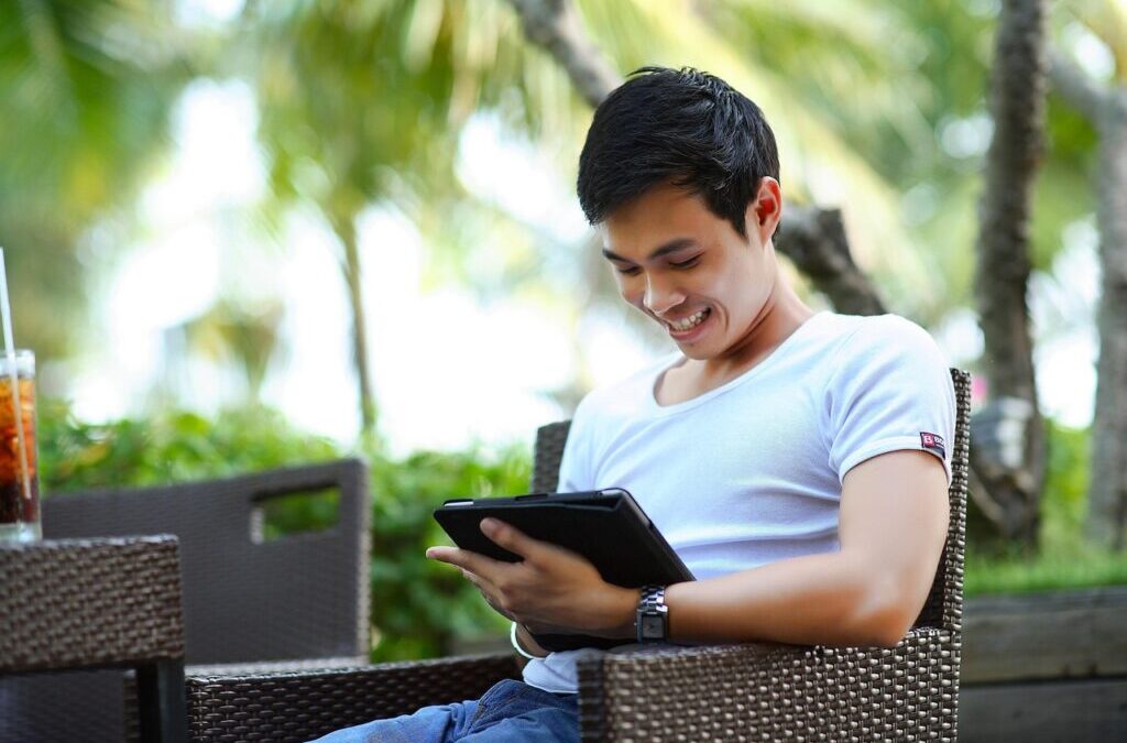 Online Reputation Management: Your Online Footprint: How To Shape Your…