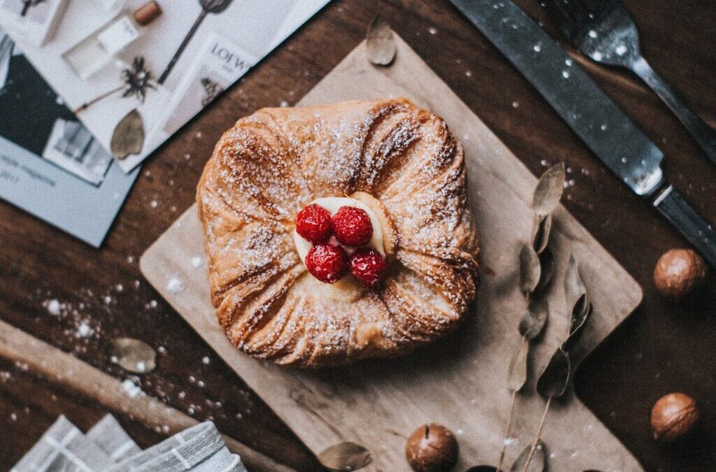 Cake / Sweet Treats: The Wonderful World Of Cake! Have…